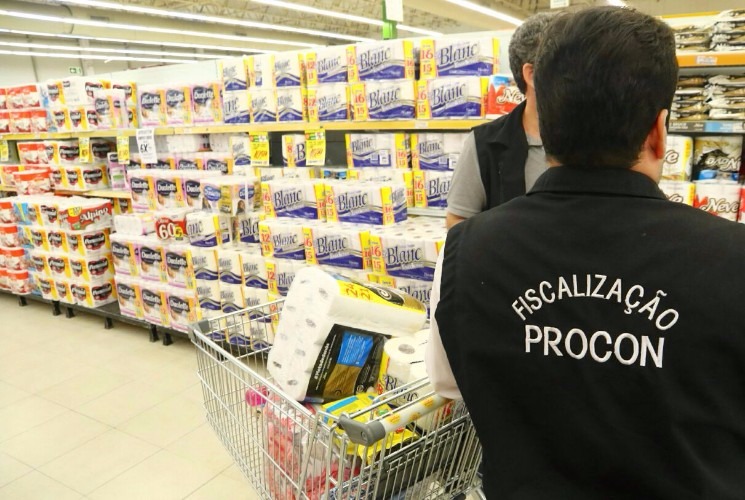 Bancos e supermercados de Três Lagoas são fiscalizados pelo Procon e Vigilância Sanitária