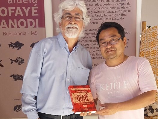  História dos índios da região é retratada através do livro 