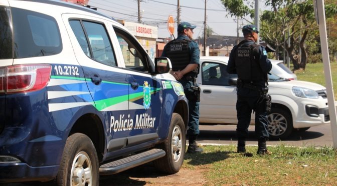 Polícia Militar prende 90 foragidos da Justiça na Operação “Pacificador 67” Polícia Militar prende 90 foragidos da Justiça na Operação “Pacificador 67”