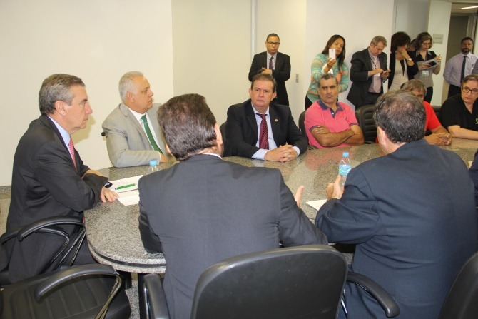 Encaminhamento de Eduardo Rocha é aceito em reunião da CPI e funcionários da JBS Encaminhamento de Eduardo Rocha é aceito em reunião da CPI e funcionários da JBS