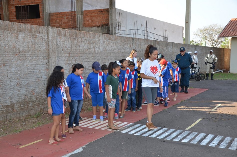 Alunos de escola municipal participam do Projeto “Trânsito do Futuro”