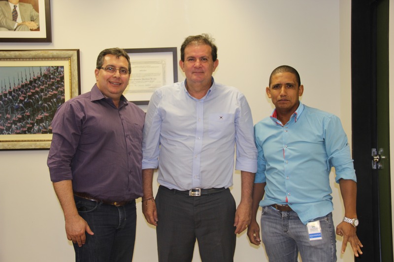 Deputado Eduardo Rocha recebeu, em seu gabinete, vereadores de Cassilândia Deputado Eduardo Rocha recebeu, em seu gabinete, vereadores de Cassilândia