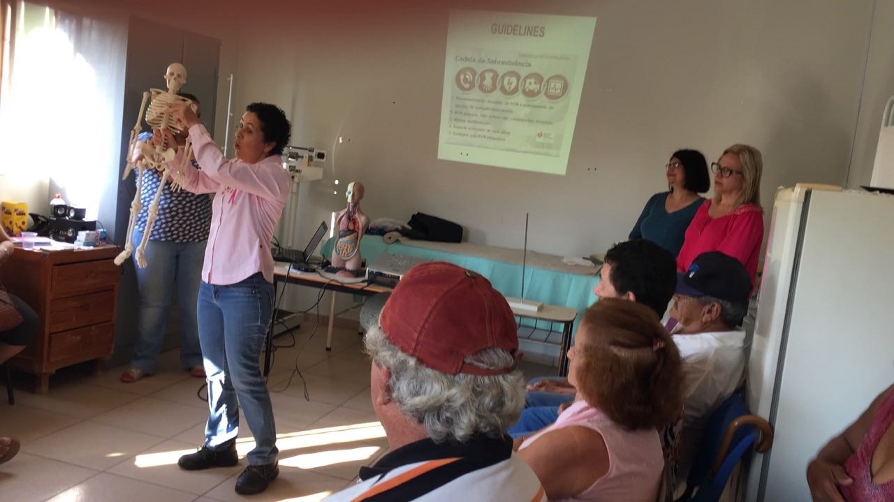 População recebe orientações médicas no dia D do Outubro Rosa População recebe orientações médicas no dia D do Outubro Rosa