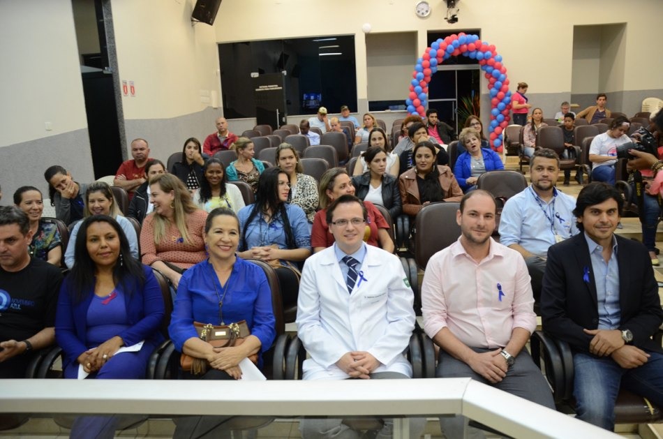 Saúde lança Novembro Azul e avalia campanha do Outubro Rosa Saúde lança Novembro Azul e avalia campanha do Outubro Rosa