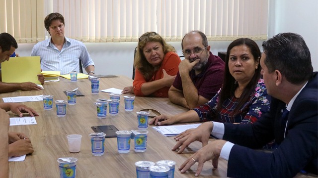 Vereadores reúnem-se com diretores do Hospital Auxiliadora
