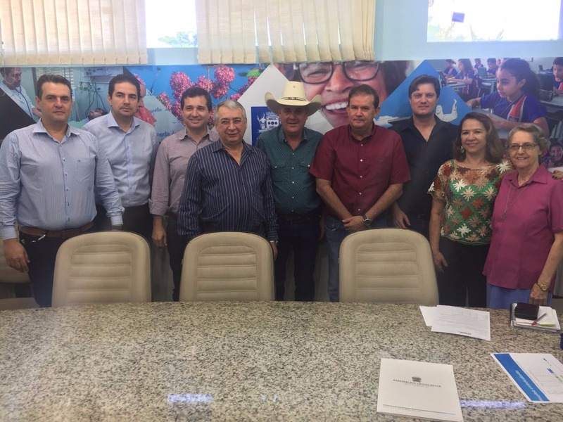 Com emenda de Eduardo Rocha, alunos de medicina em Três Lagoas poderão fazer estágio em hospital Com emenda de Eduardo Rocha, alunos de medicina em Três Lagoas poderão fazer estágio em hospital