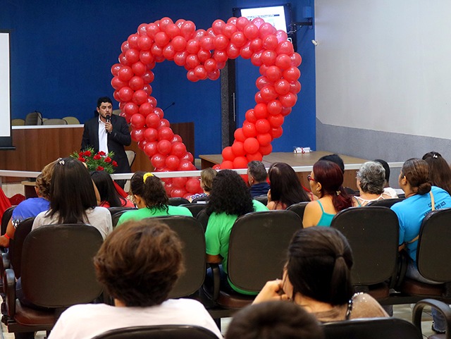 Três Lagoas registra a morte de 228 pessoas portadores de HIV em 8 anos Três Lagoas registra a morte de 228 pessoas portadores de HIV em 8 anos