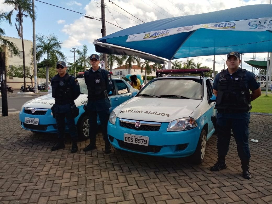 PM intensifica a segurança no centro durante horário especial de fim de ano PM intensifica a segurança no centro durante horário especial de fim de ano