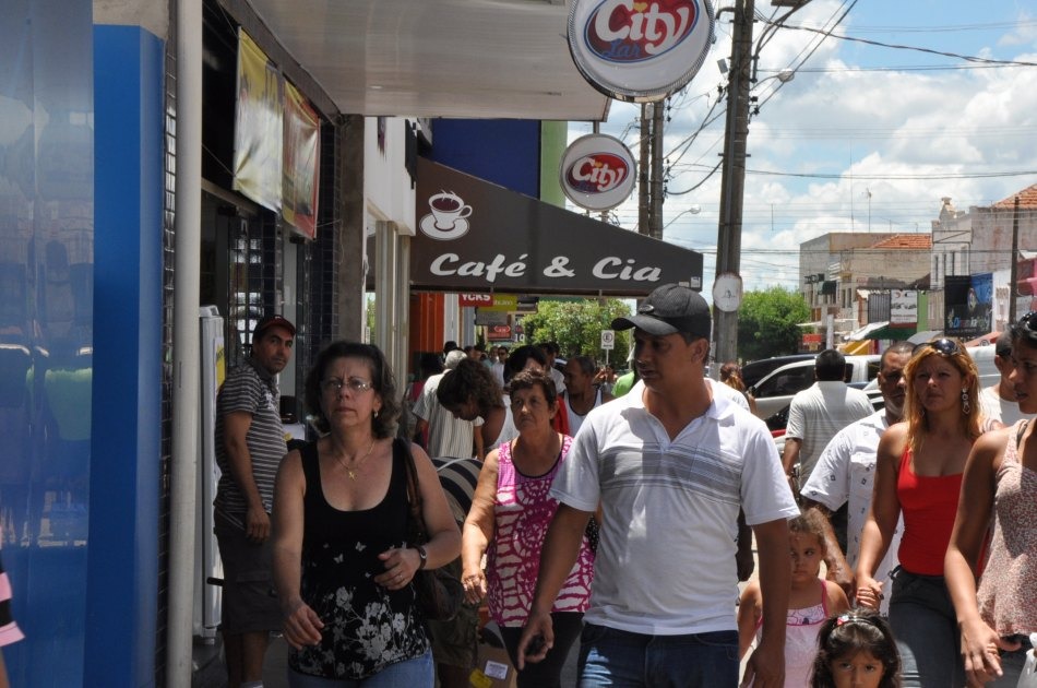 No natal, mais de R$ 5 milhões devem circular na economia de Três Lagoas No natal, mais de R$ 5 milhões devem circular na economia de Três Lagoas