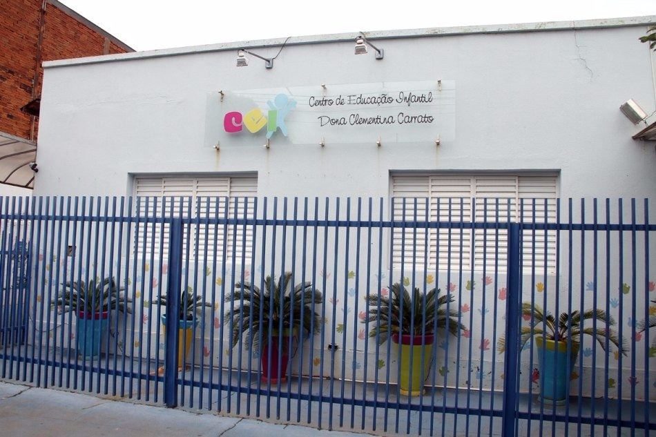 Filhos de pais que trabalham podem se inscrever em Colônia de Férias Filhos de pais que trabalham podem se inscrever em Colônia de Férias