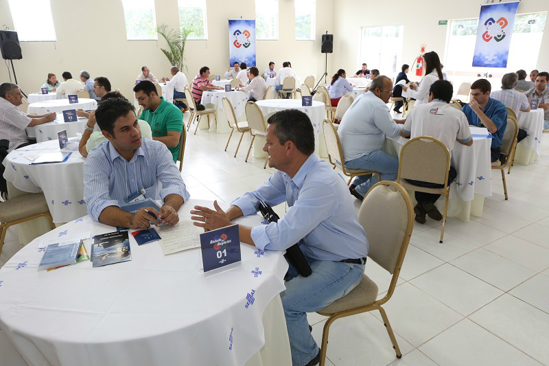Rodada de Negócios movimenta empresários do segmento florestal