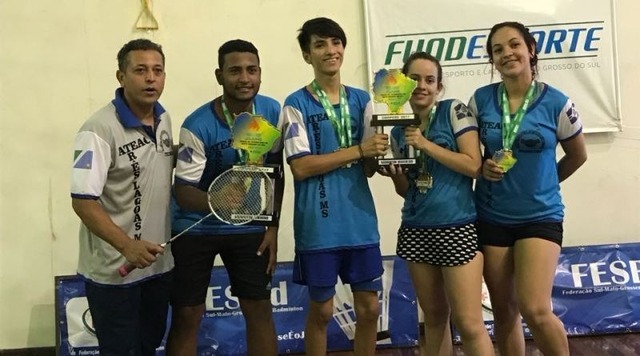 Equipe de Badminton treina pesado em busca de classificações para 3º Campeonato Brasileiro e mundial na Índia Equipe de Badminton treina pesado em busca de classificações para 3º Campeonato Brasileiro e mundial na Índia