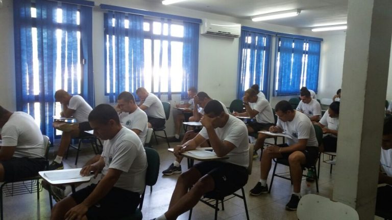 Alunos do Curso de Cabos passam por Prova de Proficiência Profissional Alunos do Curso de Cabos passam por Prova de Proficiência Profissional