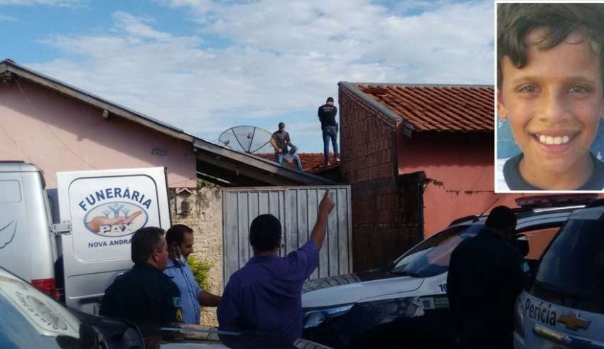 Garoto de 10 anos desaparecido é encontrado morto nu em telhado Garoto de 10 anos desaparecido é encontrado morto nu em telhado