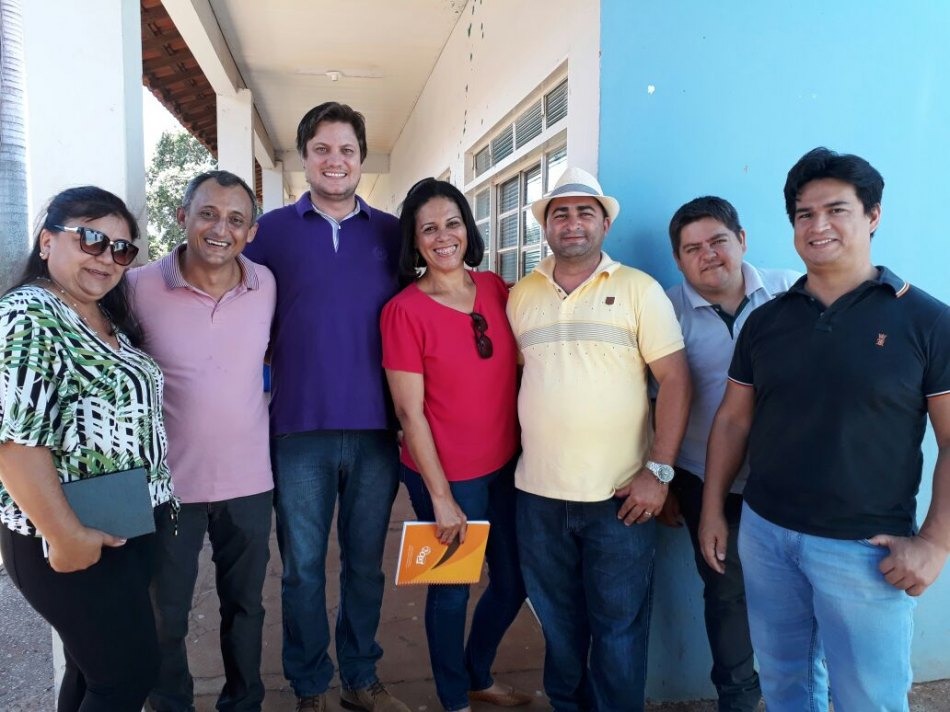 Secretaria Municipal de Educação e Cultura faz visitas surpresas às Unidades Educacionais Secretaria Municipal de Educação e Cultura faz visitas surpresas às Unidades Educacionais