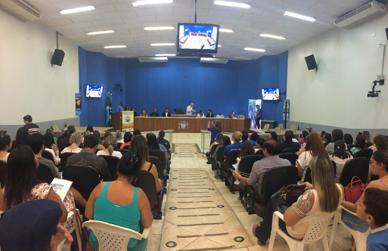 Fibria fala sobre o Programa Agente do Bem no Encontro Nacional de Defesa à Criança e Adolescente 