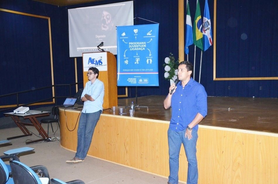 Juventude Ligadaça realiza palestra na AEMS
