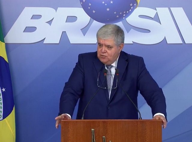 Governo começará a aplicar multa de R$ 100 mil por hora parada, diz Marun