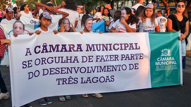 Câmara dos Vereadores é uma das homenageadas durante desfile cívico
