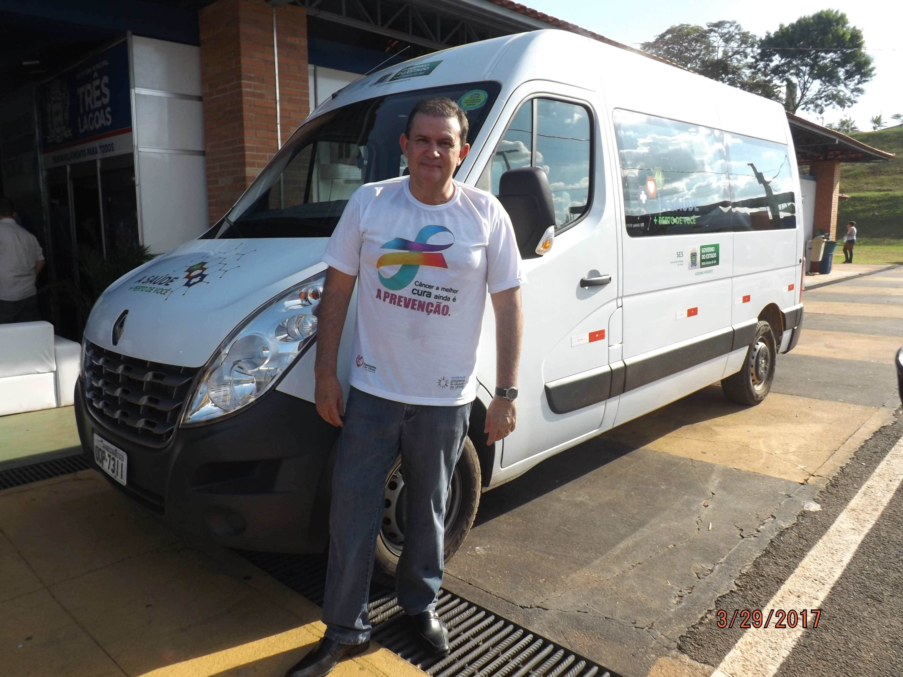 Deputado Eduardo Rocha garante veículo para Saúde e anuncia mais 5 ambulâncias 