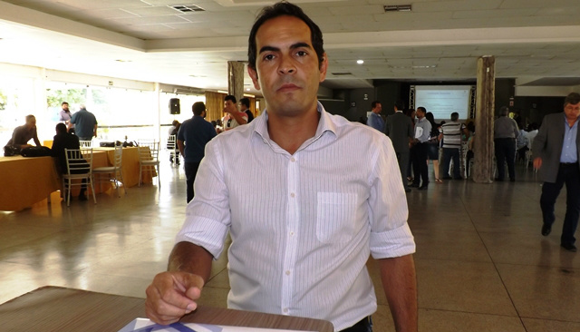 Dívidas herdadas de administrações anteriores dificultam trabalho do prefeito em Selvíria Dívidas herdadas de administrações anteriores dificultam trabalho do prefeito em Selvíria