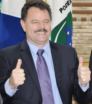 Após acordo entre Prefeitura e Caixa, ex-funcionários da AHBB podem sacar FGTS