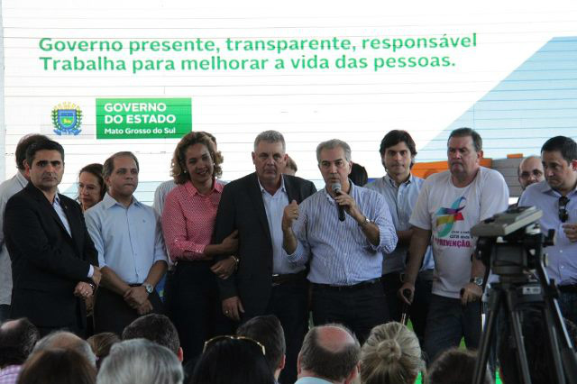 Administração de Reinaldo Azambuja é aprovada por 70,97%, aponta pesquisa Administração de Reinaldo Azambuja é aprovada por 70,97%, aponta pesquisa