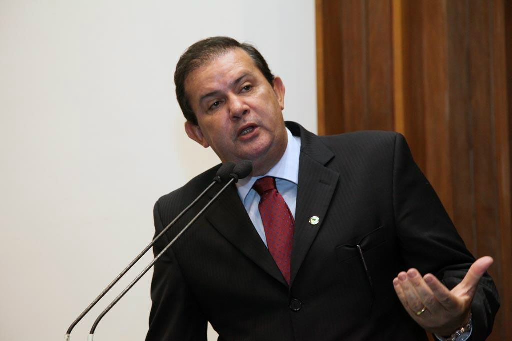 Deputados Eduardo Rocha e Márcio Fernandes pedem mais policiais para Rotai Deputados Eduardo Rocha e Márcio Fernandes pedem mais policiais para Rotai