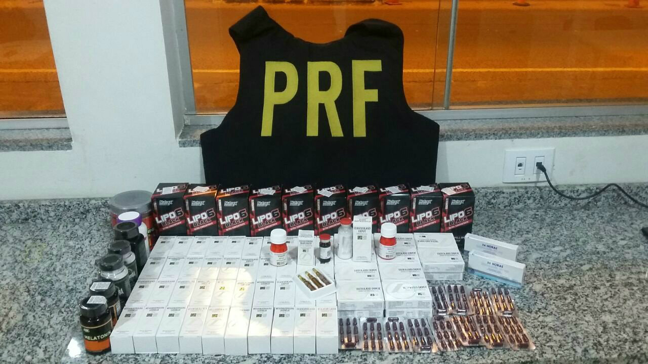 Medicamentos e anabolizantes contrabandeados do Paraguai são aprendidos pela PRF 