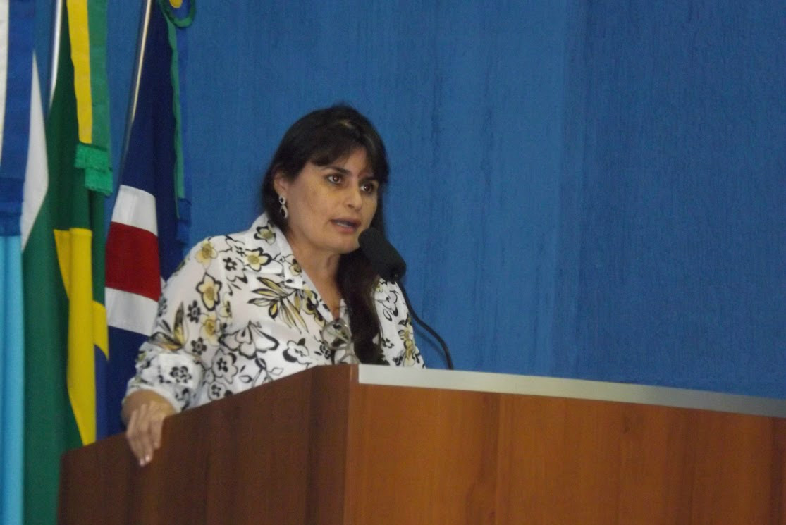 Grupo usa tribuna para reivindicar atendimento especializado para autistas