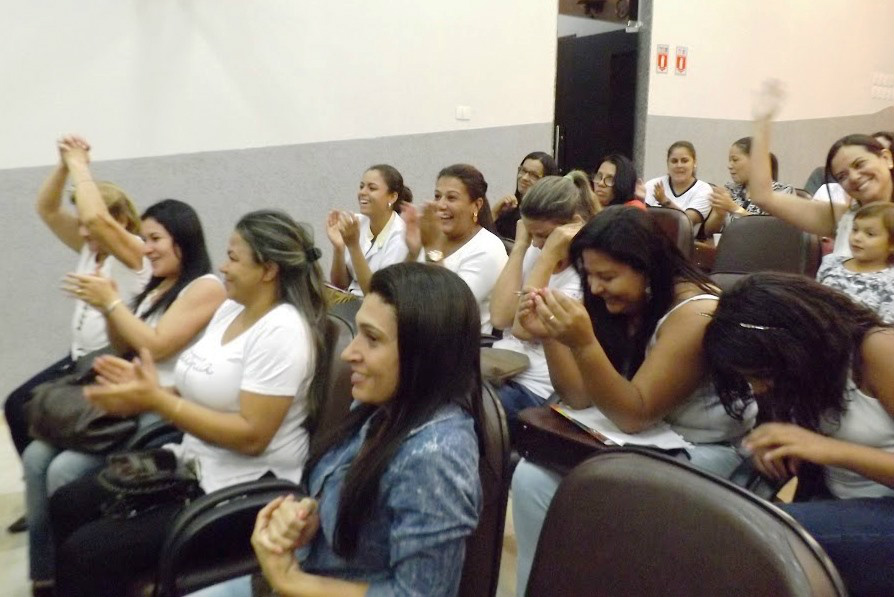 Prefeitura publica decreto prorrogando validade de Concurso Público Prefeitura publica decreto prorrogando validade de Concurso Público