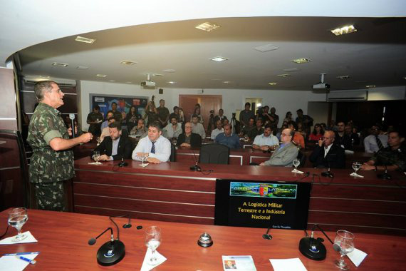 Na Fiems, Exército apresenta oportunidade de negócios a empresários de MS Na Fiems, Exército apresenta oportunidade de negócios a empresários de MS
