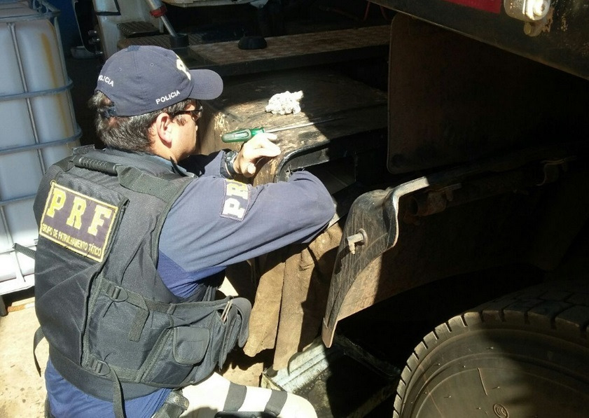 PRF apreende carga com cerca de meia tonelada de pasta base de cocaína