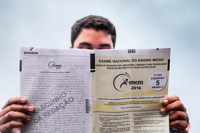 Enem 2017 já registra mais de 2,6 milhões de inscritos Enem 2017 já registra mais de 2,6 milhões de inscritos