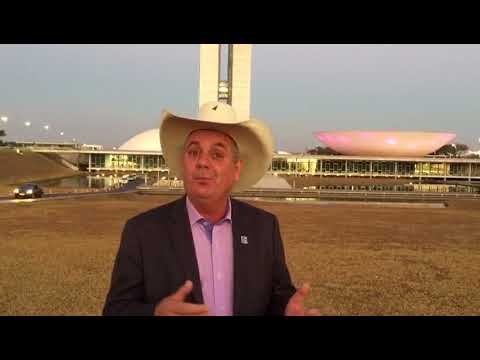 Prefeito de Três Lagoas comemora assinatura do termo compromisso que repassa área da NOB para o município