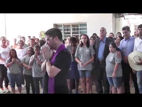 APAE recebe ônibus de R$ 300 mil da Fibria e melhora transporte de alunos